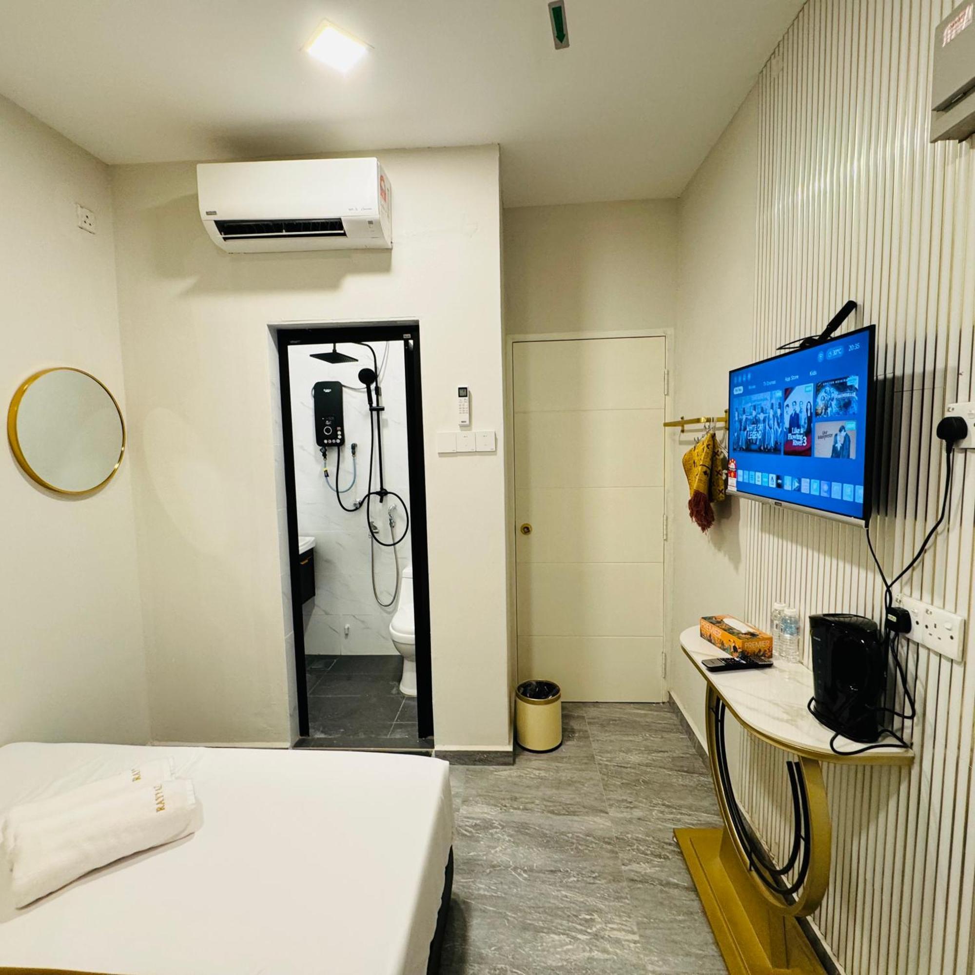Rayyaz Inn Kuala Terengganu Extérieur photo