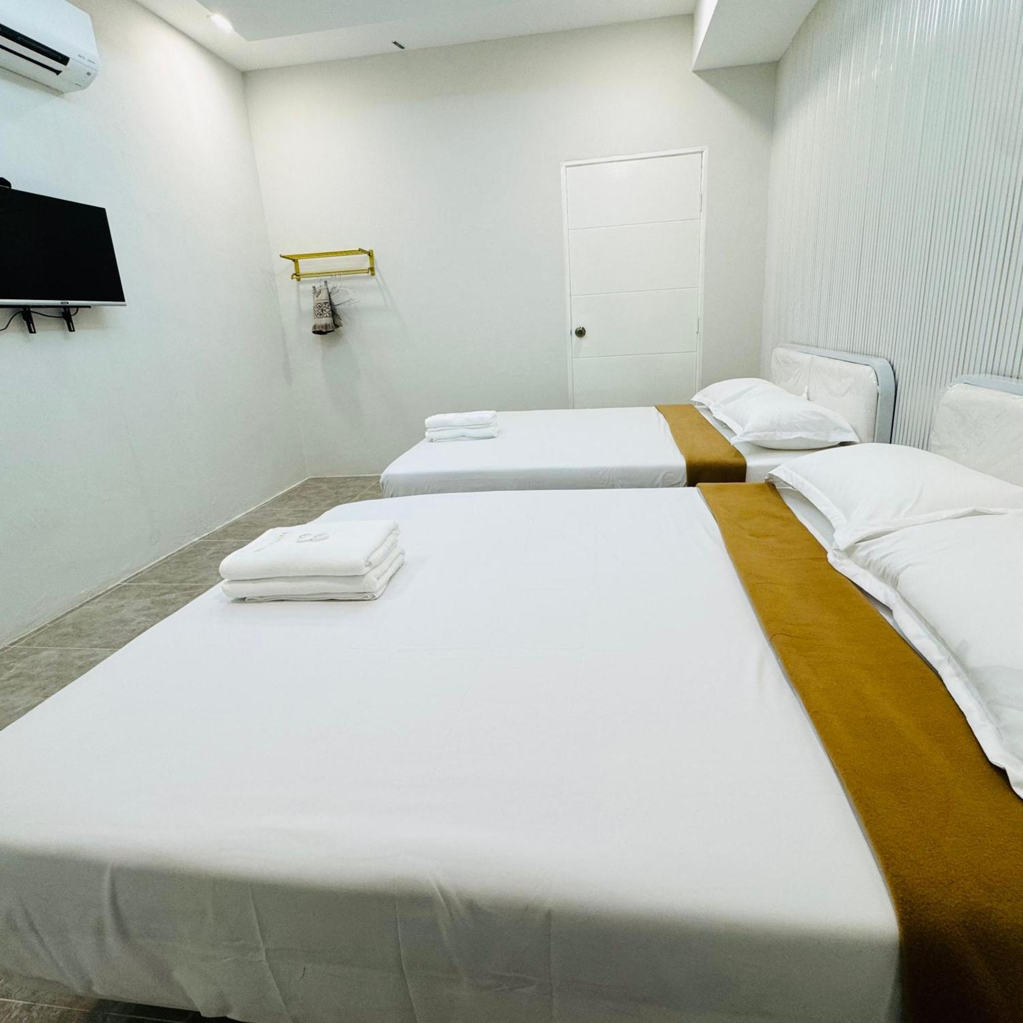 Rayyaz Inn Kuala Terengganu Extérieur photo